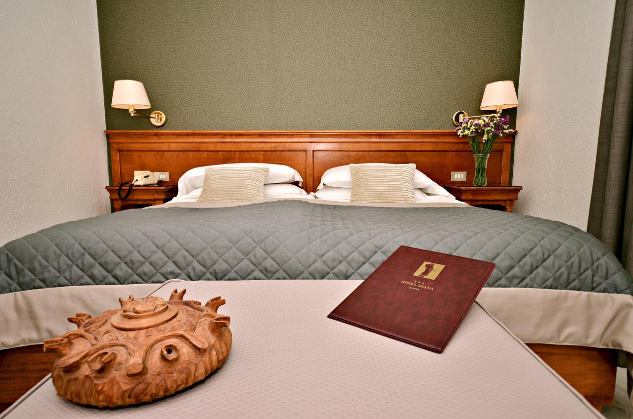 Hotel Diana Jardin Et Spa Pollein Esterno foto