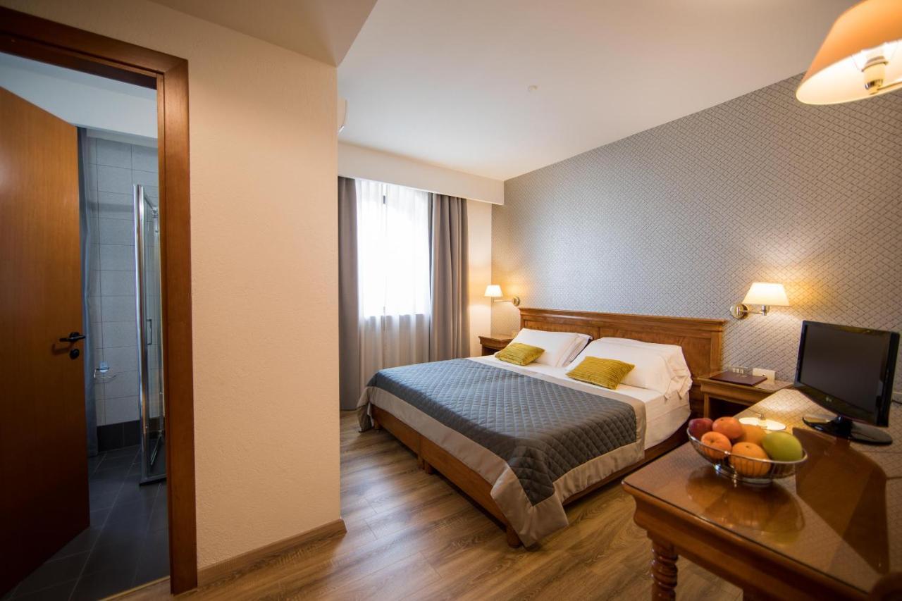 Hotel Diana Jardin Et Spa Pollein Esterno foto