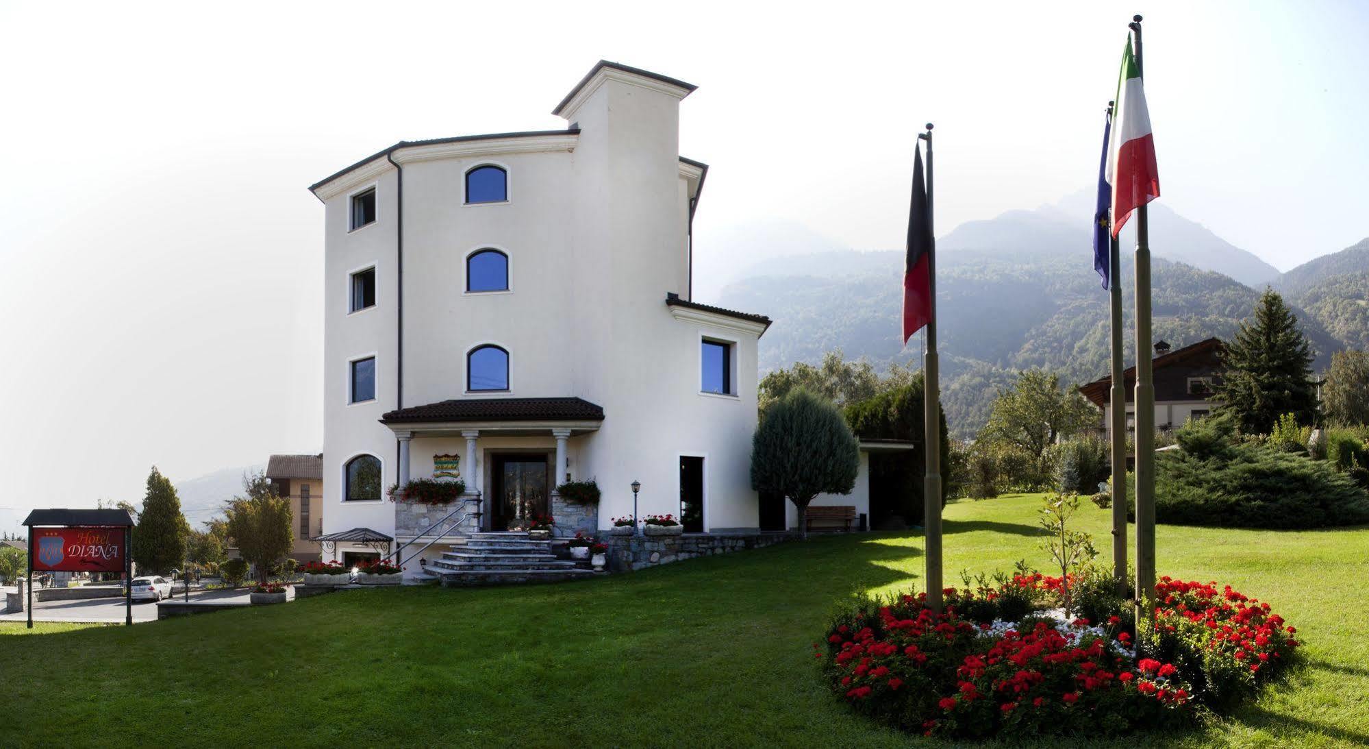 Hotel Diana Jardin Et Spa Pollein Esterno foto